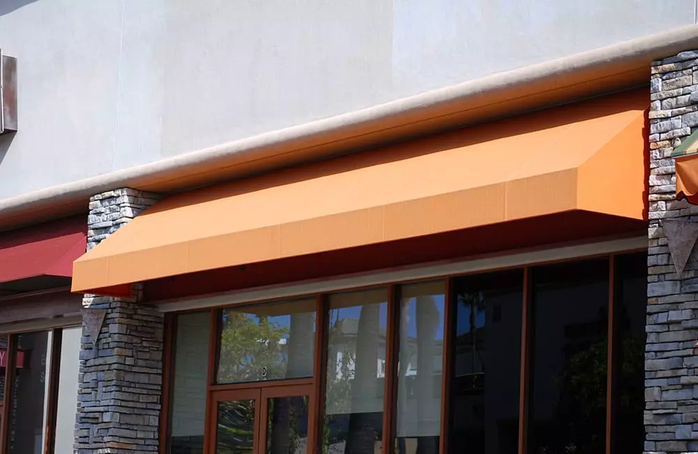 Tolmet toldo fijo para restaurante