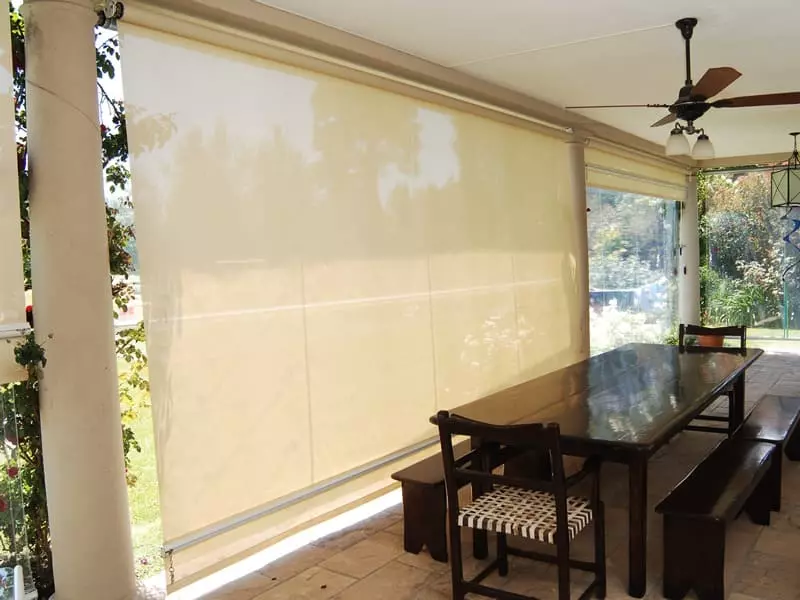 Tolmet toldo vertical conversol microperforado